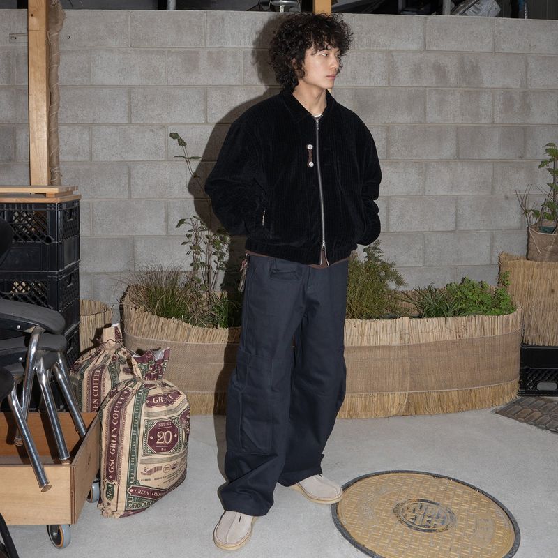 Corduroy bomber jacket / Black