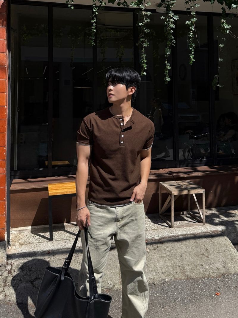 Mir stitch henley neck short sleeve tee