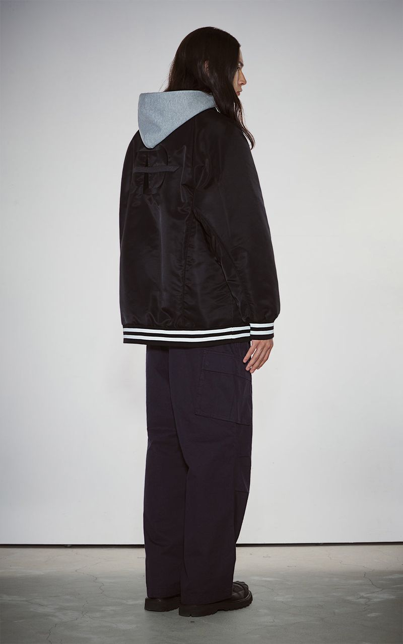 BOLD LOGO LONG VARSITY JACKET_BLACK