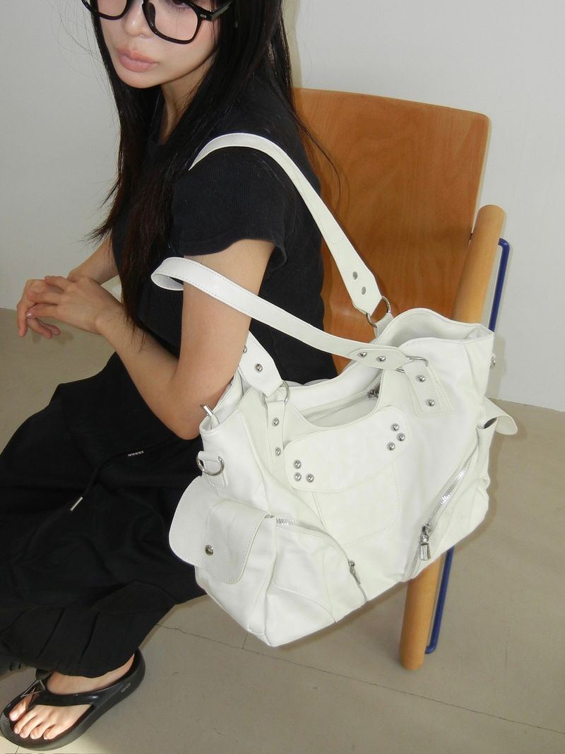 Vintage Wide Multi-Pocket Leather Shoulder Bag