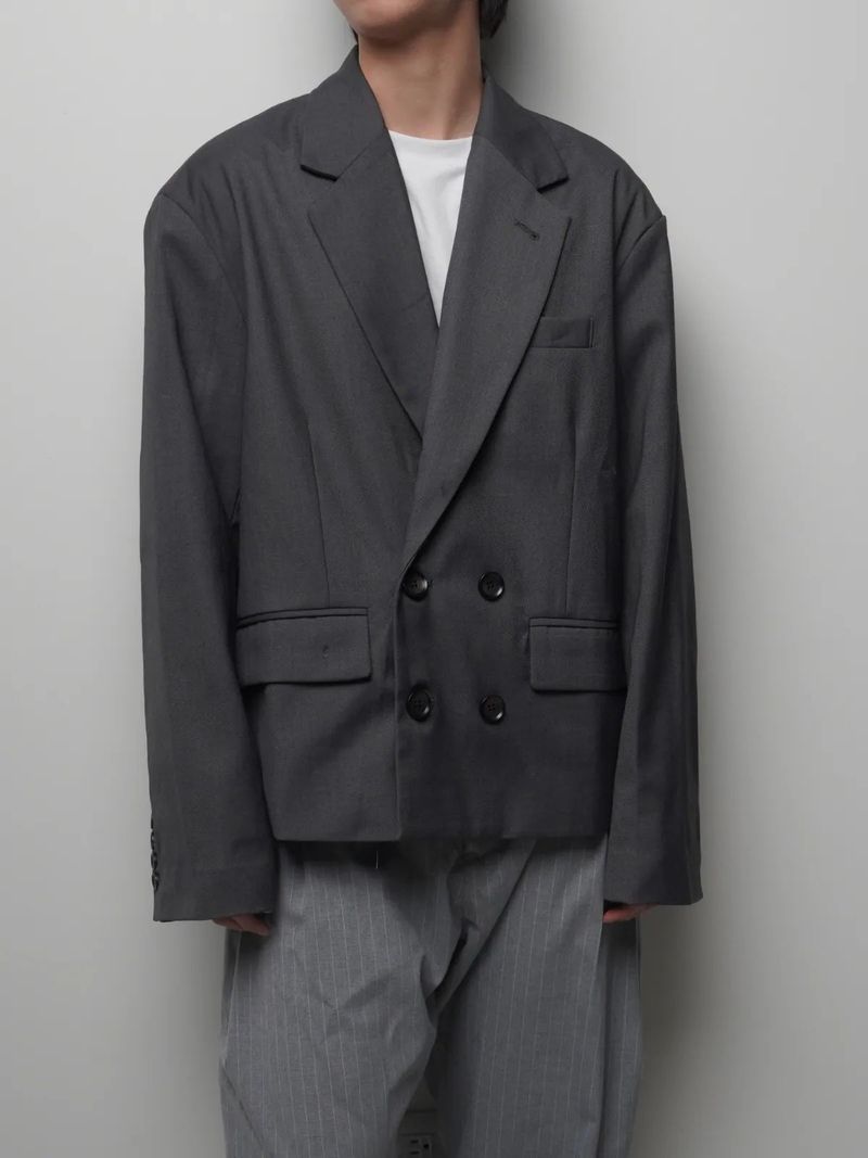 JT10 Cropped Double-Breasted Blazer
