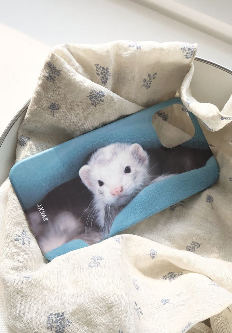 Annak（アンナック）の「[my blue blanket ferret hard case]（Smartphone Accessories）」