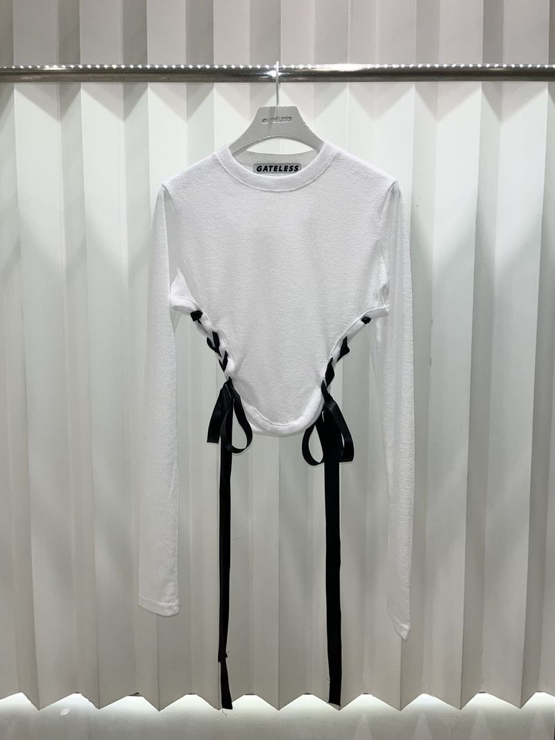サイドリボンTシャツ