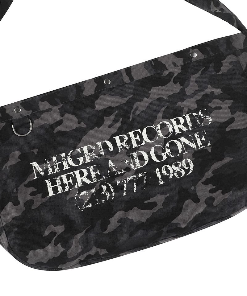 CAMO MAIL BAG