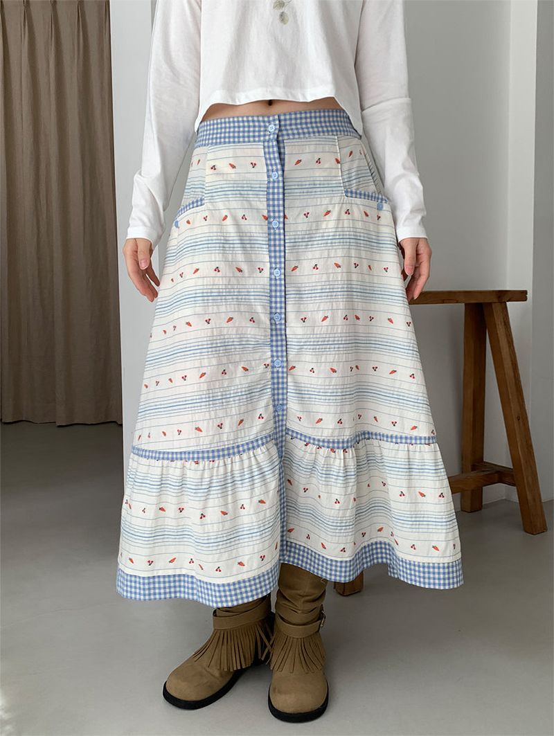 CARROT BUTTON FULL SKIRT (2C)