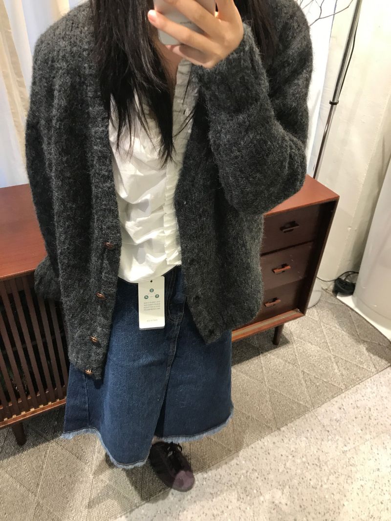 Grandma wool cardigan