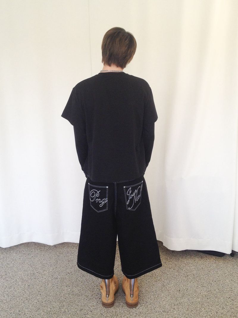 HUB TSHIRTS - BLACK