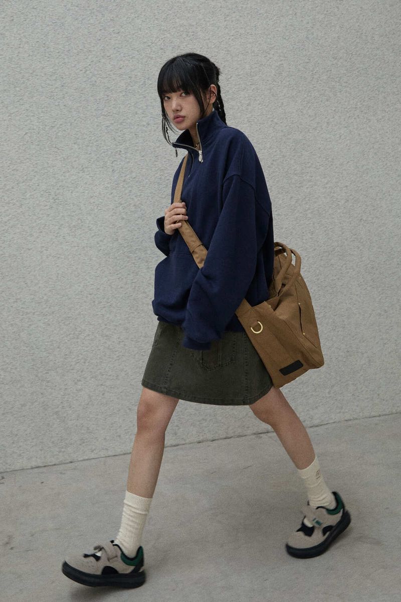 Logo Point Knit Socks