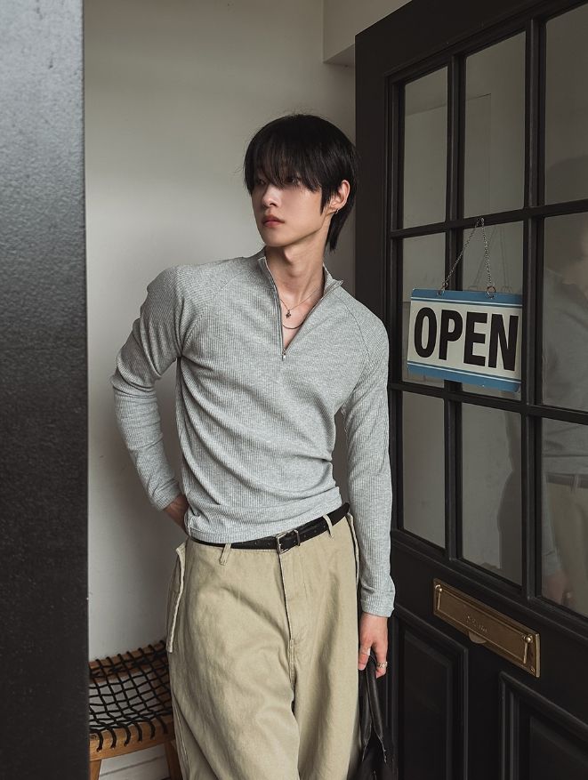 2PLAN（ツープラン）の「ブーツラグランハーフジップアップマッスルT（トップス）」