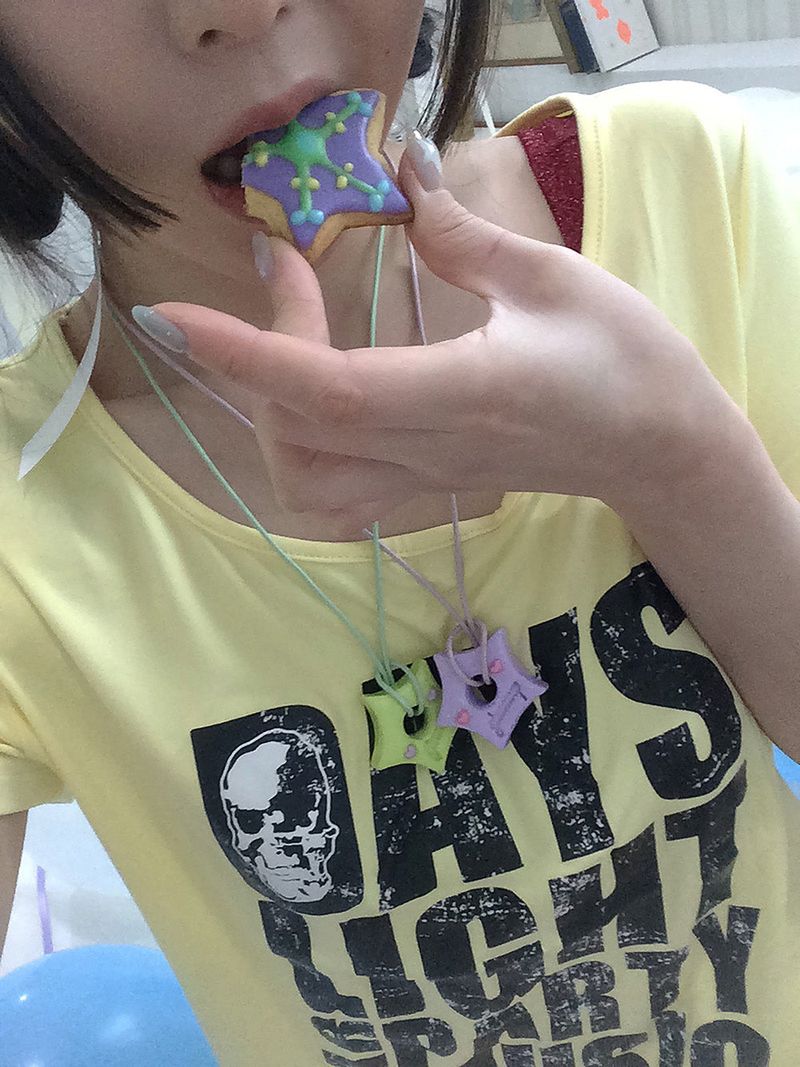 gleaming star cheek pendant [light purple]