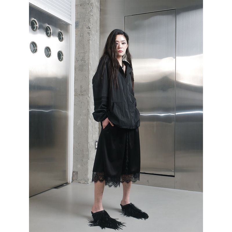LACE-LINE WINDBREAKER