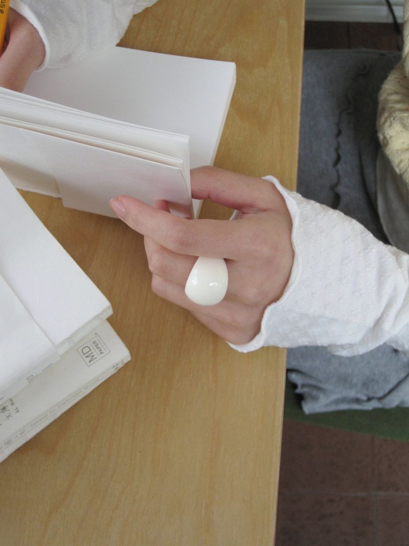 Formica Bold Ring (Ivory)