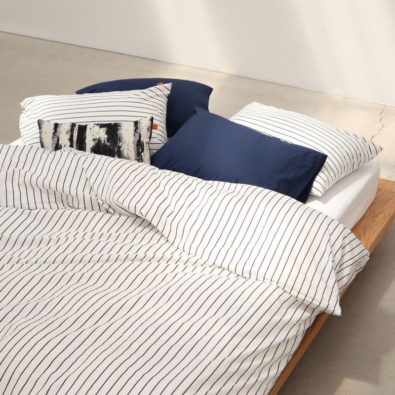 Linea pillow case