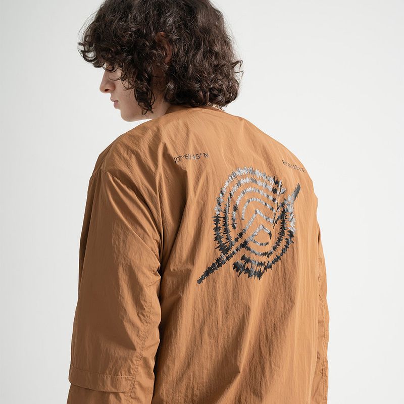 Nylon Zip Pocket Round Shirt - CAMEL