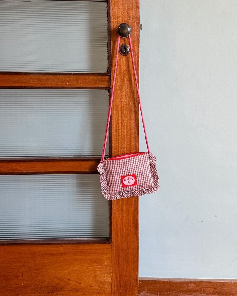 cherry & cereja Frill pouch bag check pattern cross bag
