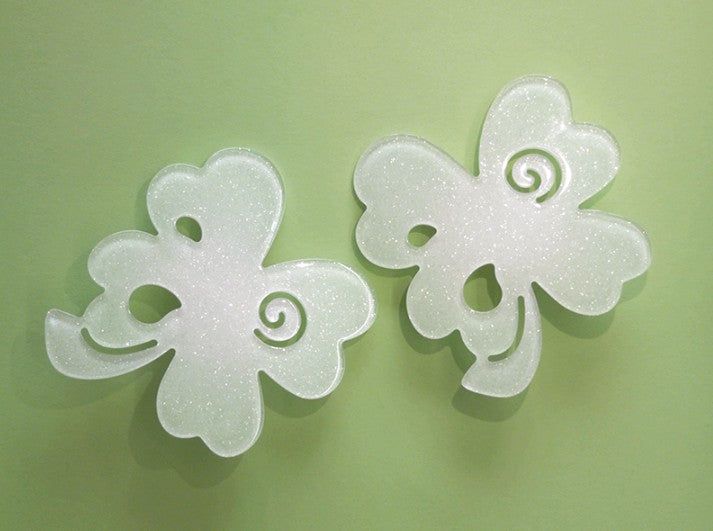 ✧Forever lucky clover hair pin✧