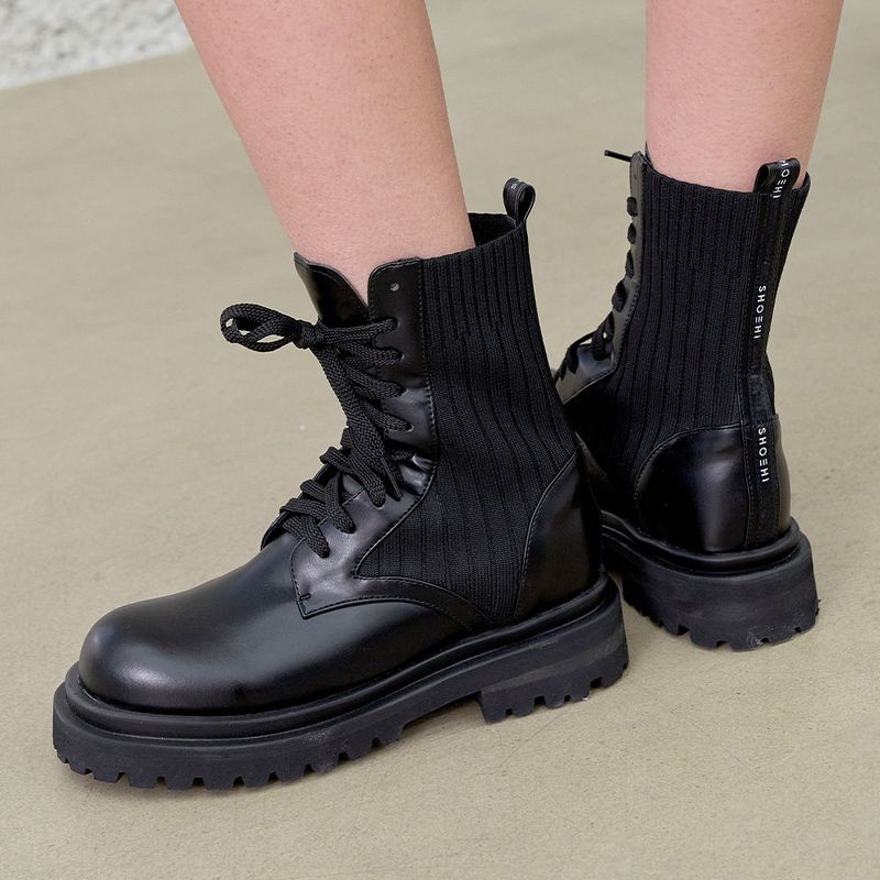 SHOEHI（シューハイ）の「Riana Knit Lace-up Walker Boots_B1525（Shoes）」