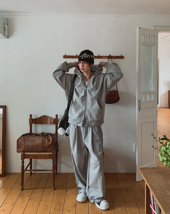 Kevin Track Wide Sweatpants