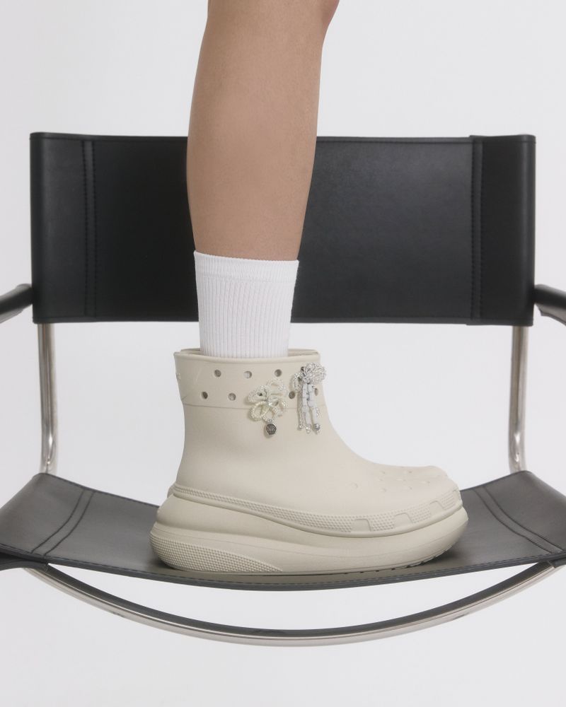 [OBJET] Nareaf pollinate shoe charm