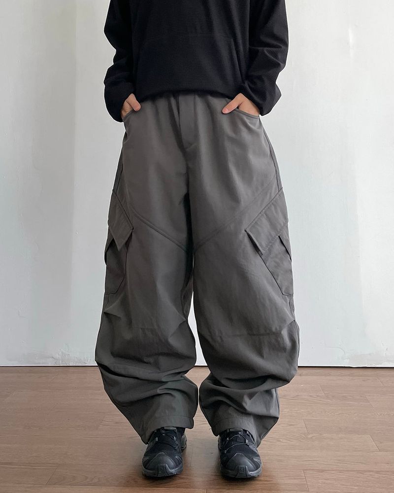 IDF（アイディーエフ）の「Winter Nylon Cargo Pants（Pants）」