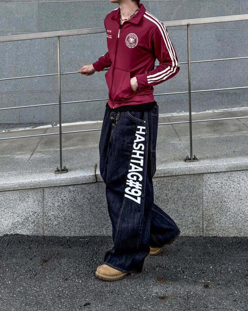 Vector graphic wide denim pants