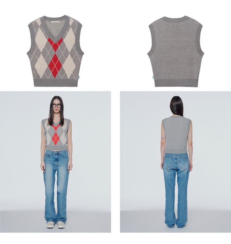 Argyle knited vest