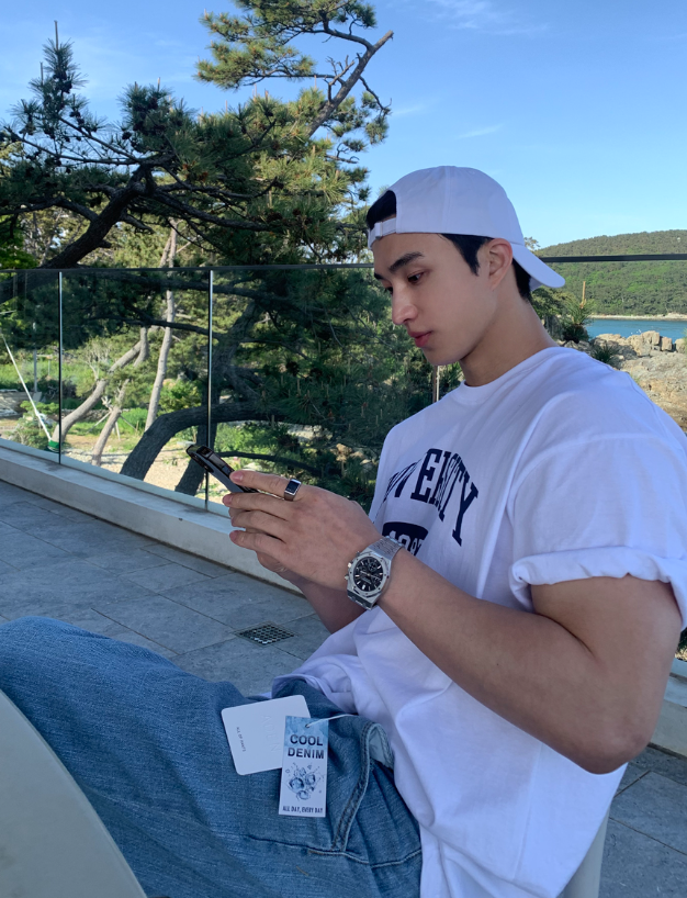 Liu University Ban Pal Tee