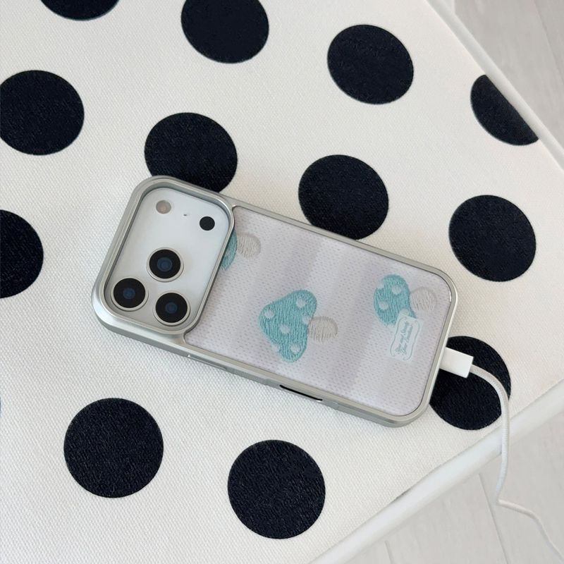 your emotions（ユアーイモーション）の「(+MagSafe)マッシュルームケース（スマホグッズ/小物）」