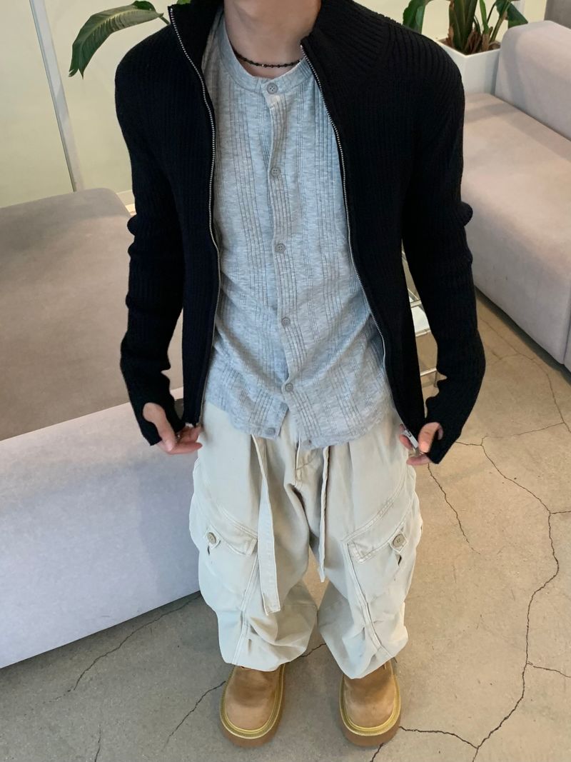 Rib Line Muscle Fit Zip-Up Knit