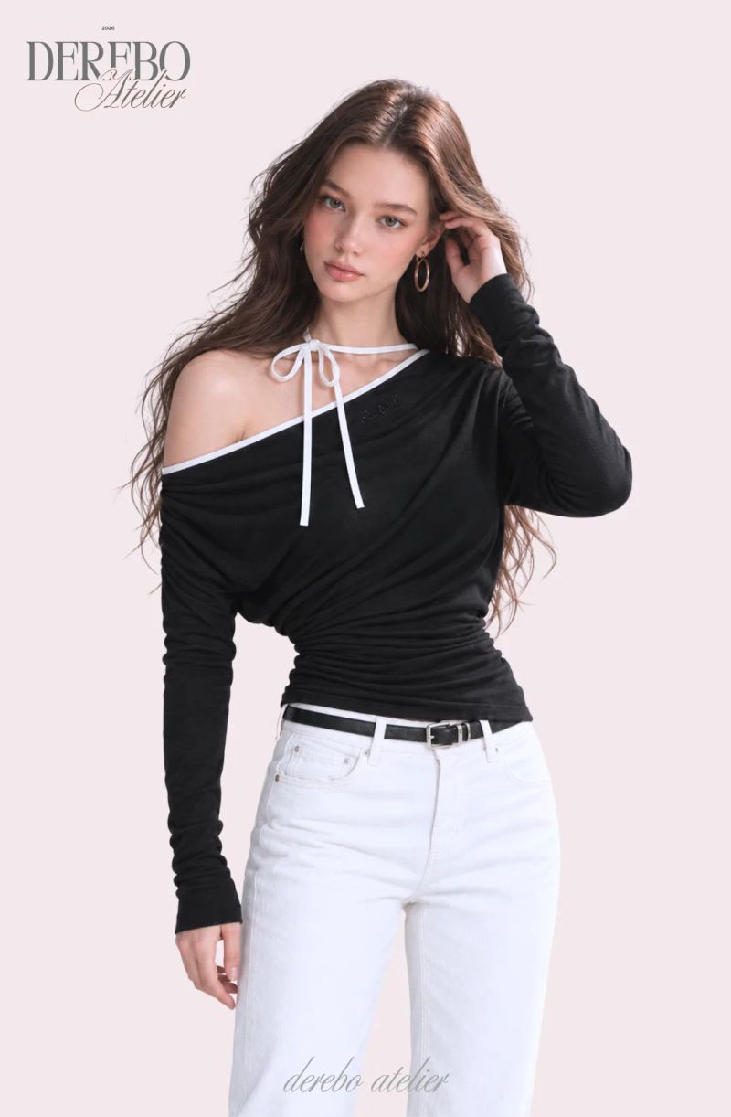 One open-shoulder halter strap long-sleeve tee 