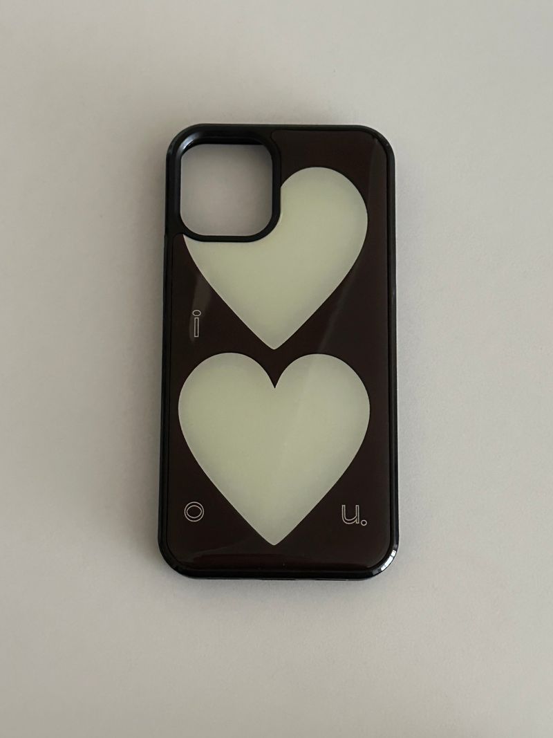 ovethings(オブシング)の「chocolate heart yellow case (epoxy)(Smartphone Accessories)」