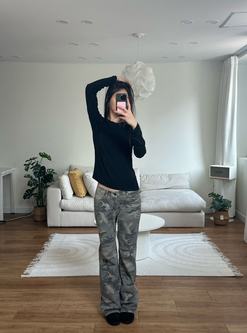 silky basic tee