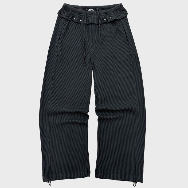 PLASMASPHERE（プラズマスフィア）の「CARROT PANTS IN DARK GREY（Pants）」