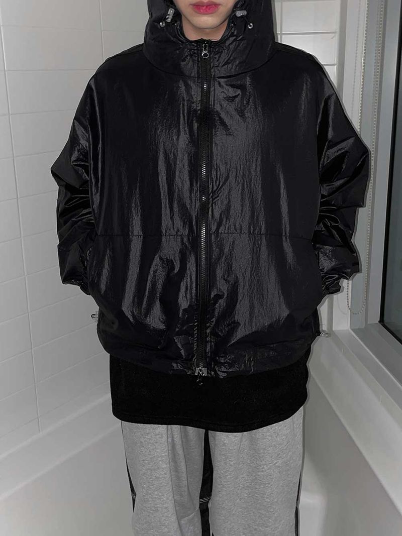 ASCLO（エジュクロ）の「ASCLO Rocco Glossy Cap Hood Jumper (4color)（Jackets/Outerwear）」