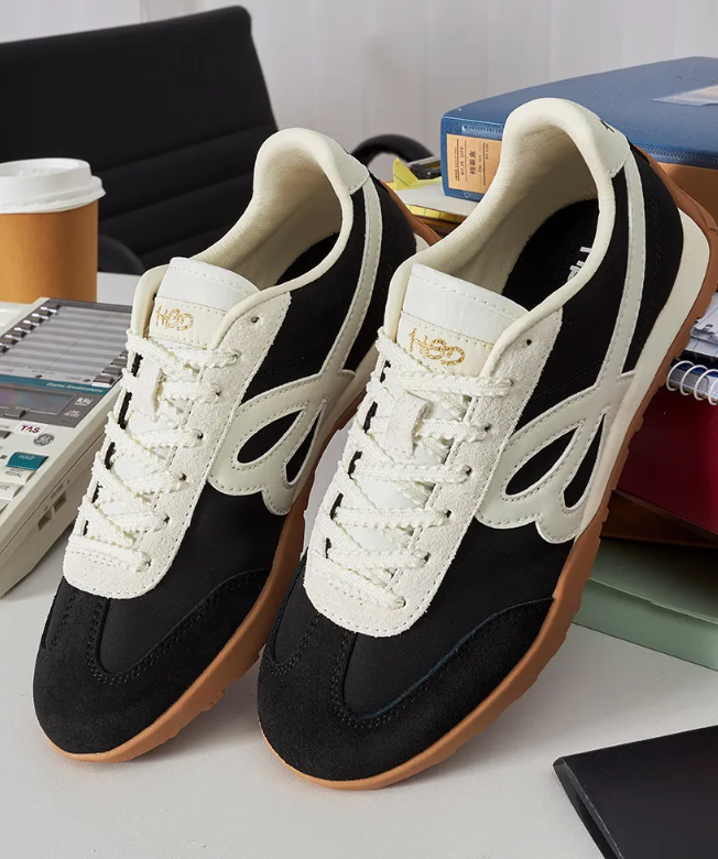 Happy Birds Day Thin-Soled Jogging Shoes