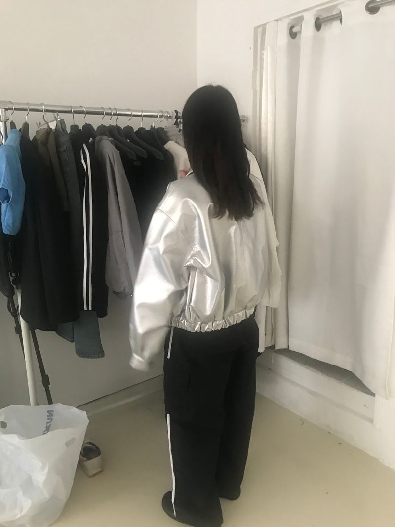 Temptation collar jumper