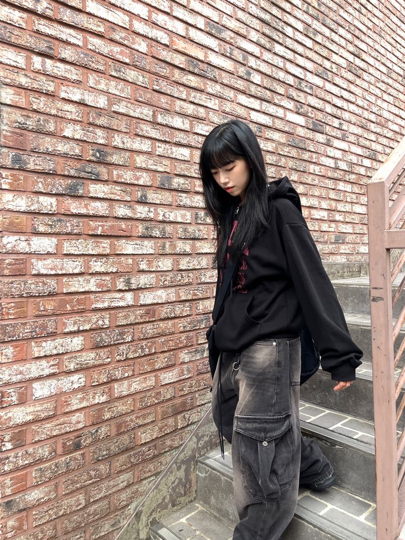 Zelda Vintage Wide Diagonal Cargo Denim