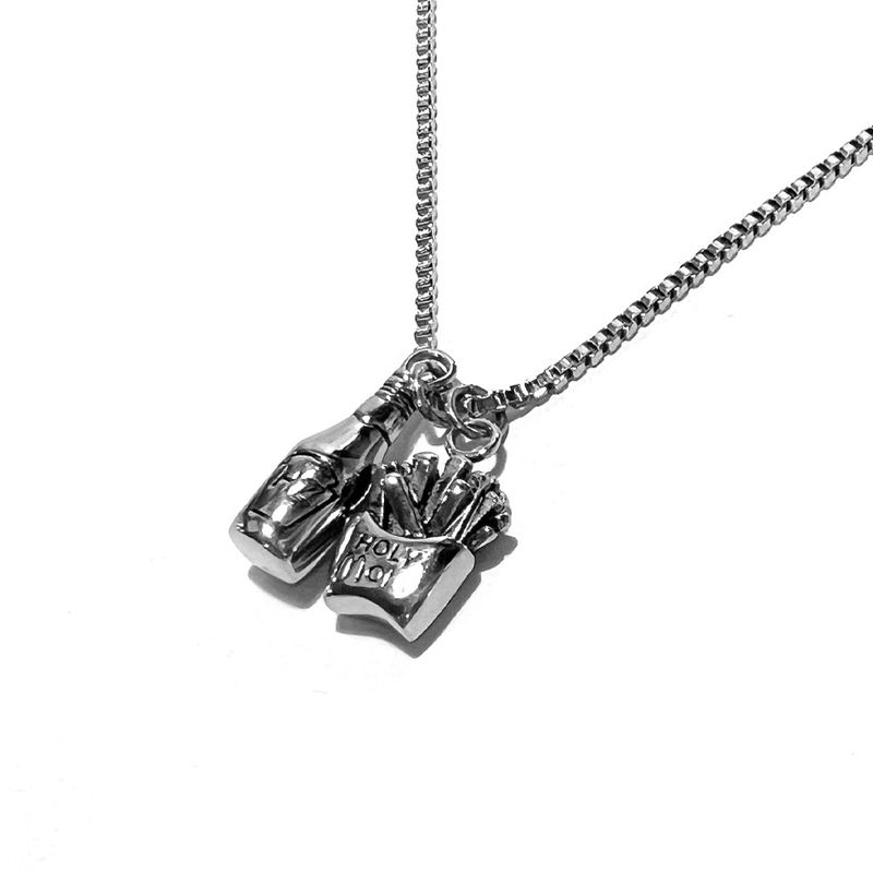 S SY（エスエスワイ）の「holymoly french fries pendant necklace（Accessories）」