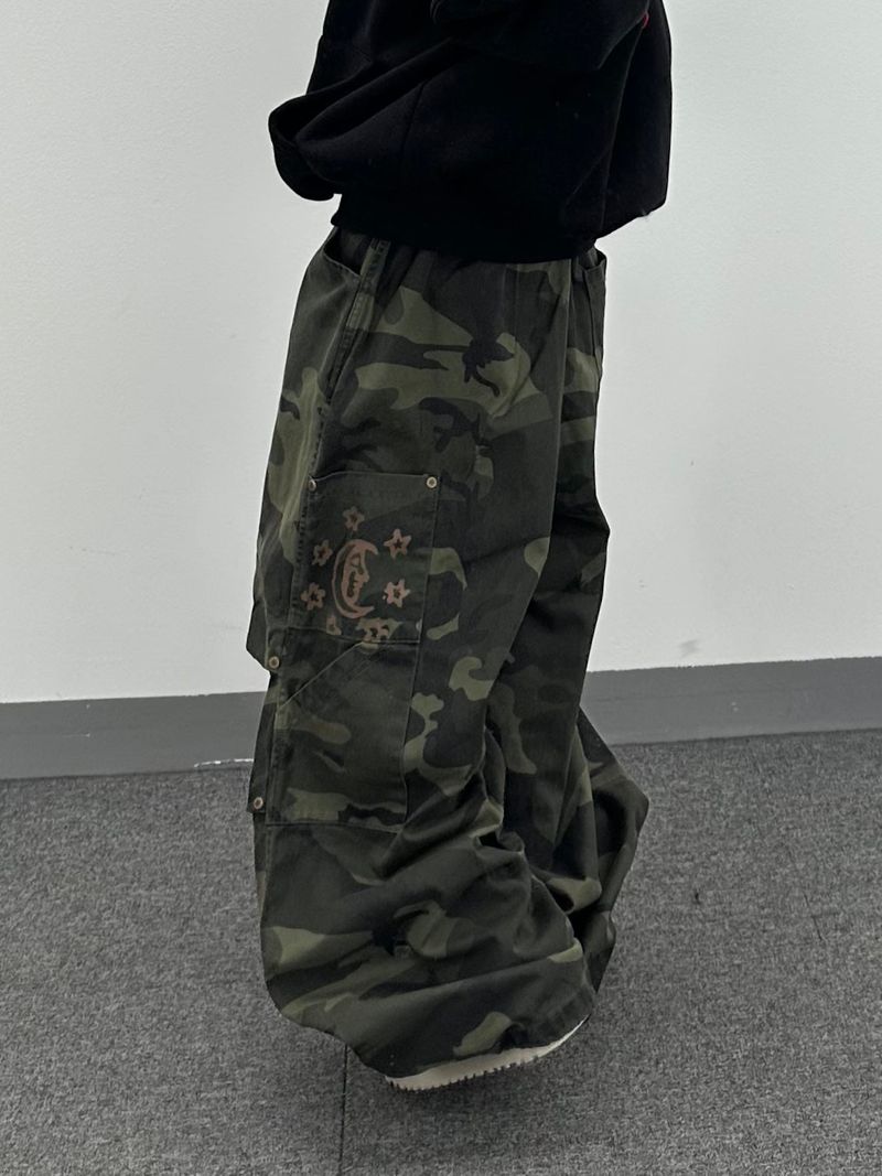 カモルナカーペンターパンツ