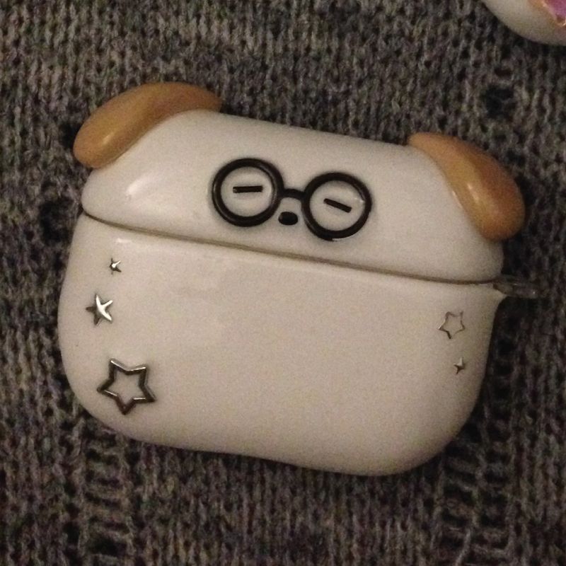 【MADE】 Smart Puppy AirPods Case