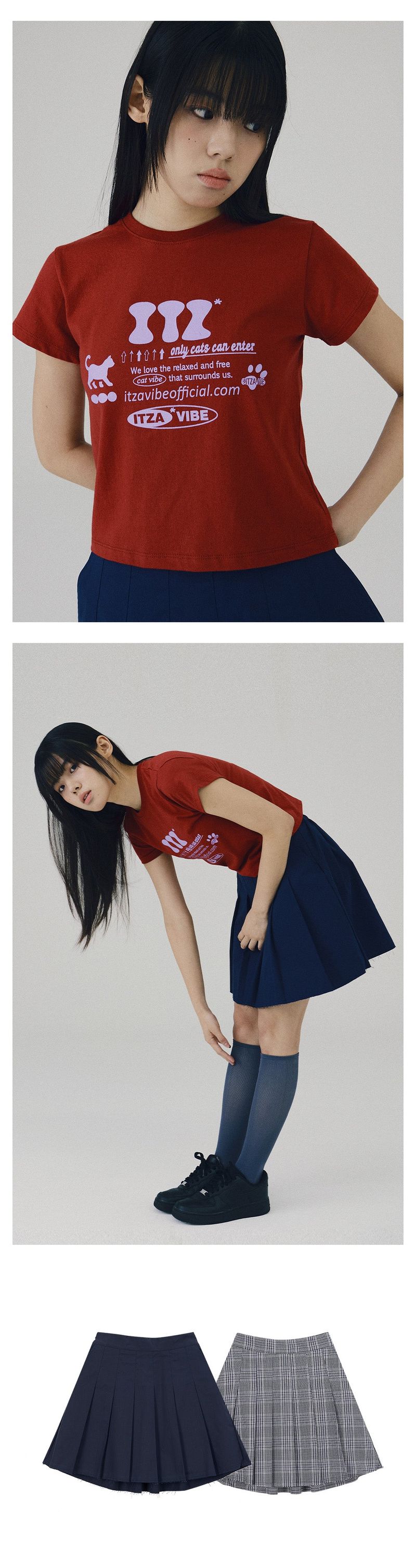 PLEATS NAVY SKIRT