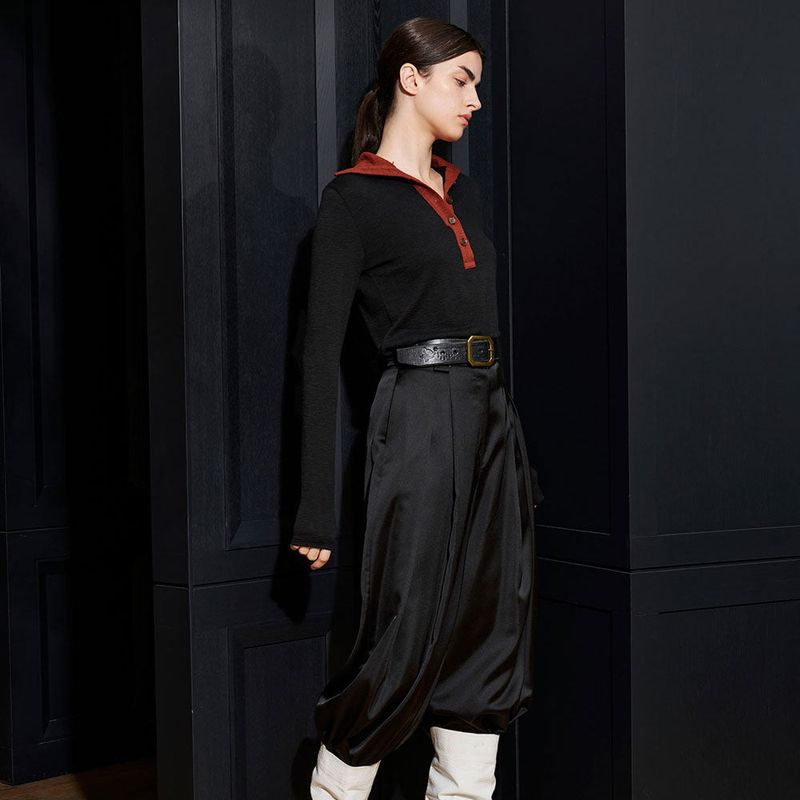  AVA TURTLE NECK TOP, BLACK