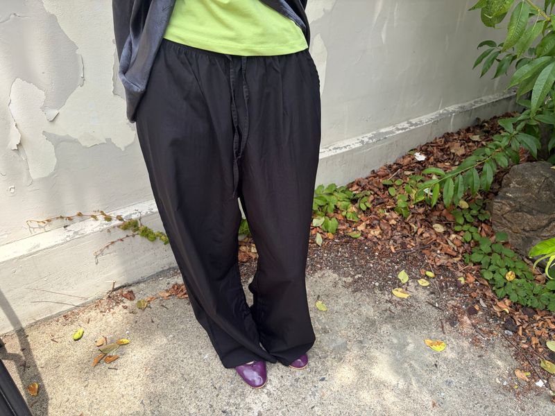 ERR（イアルアル）の「nylon wide pants（Pants）」