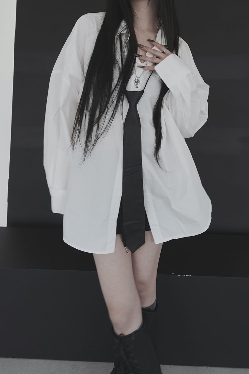 basic overfit shirt