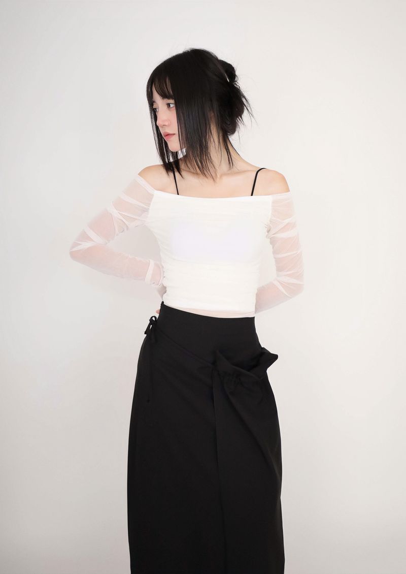 Ara off-Shoulder Mesh Tee