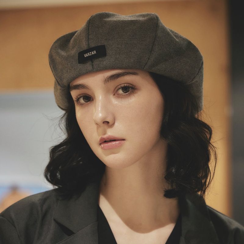 VARZAR Logo Easy Fit Newsboy Cap / Gray