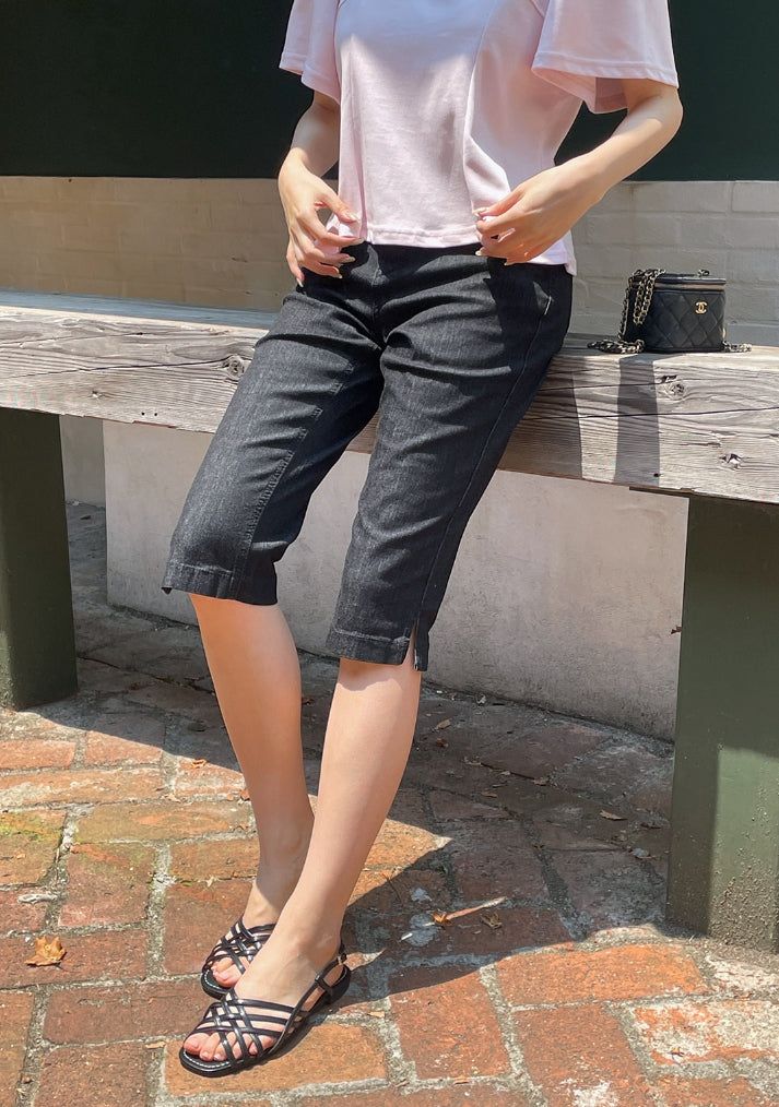 iam mari（アイアム マリ）の「Roden Slit Span Capri Denim Pants（Pants）」