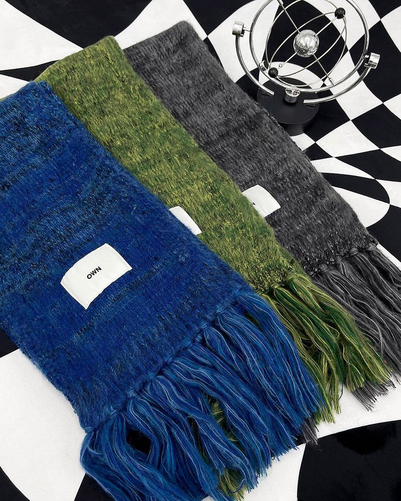 OWN Clover Brush Muffler (3 colors)
