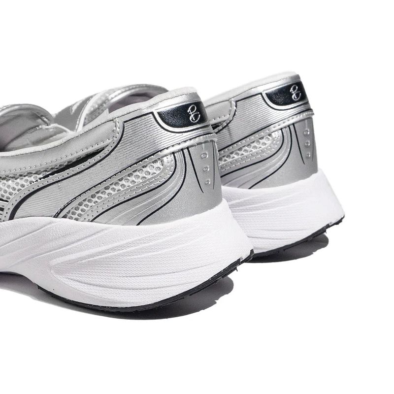 Patrobas Nomad Loafers White Silver
