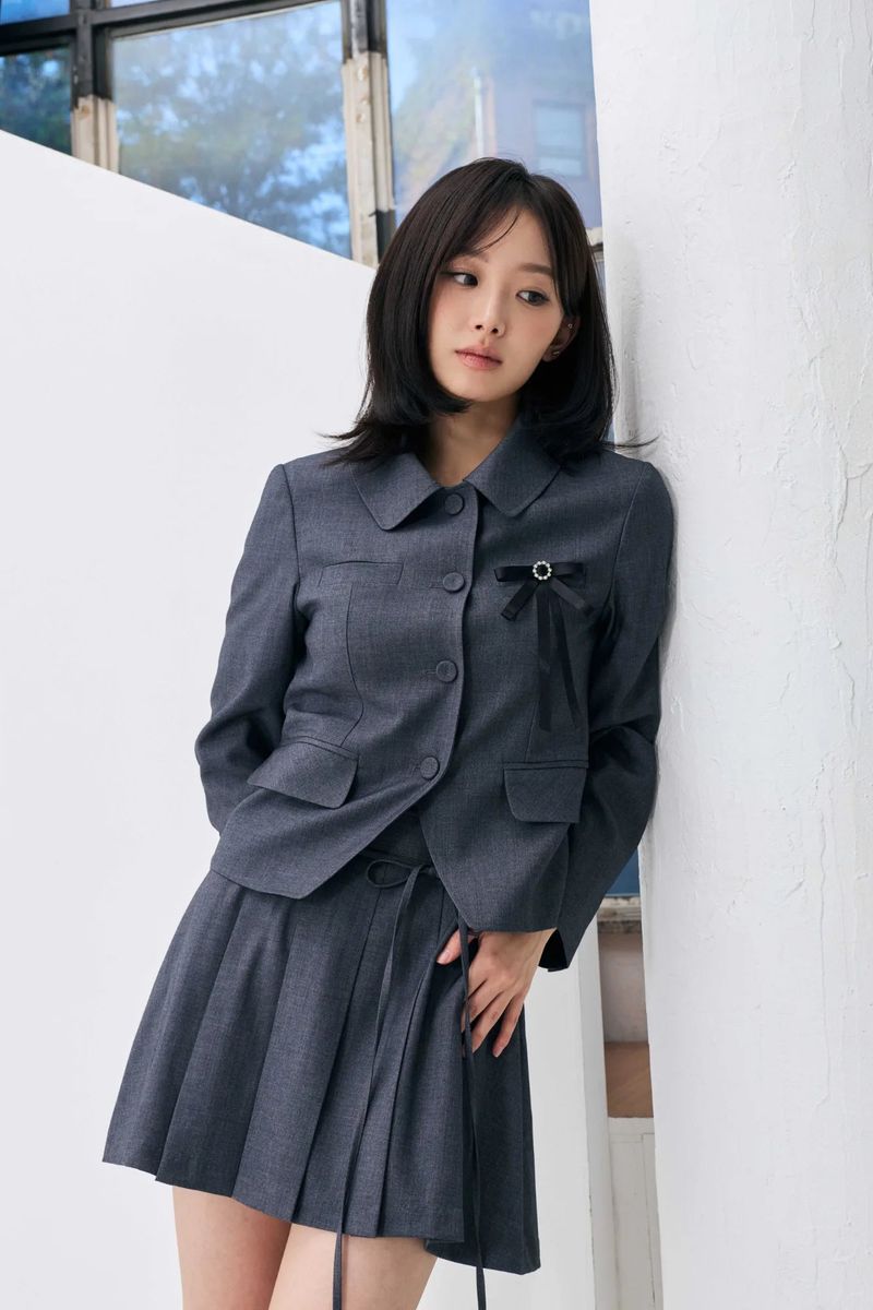 SWAN CROP JACKET / CHARCOAL
